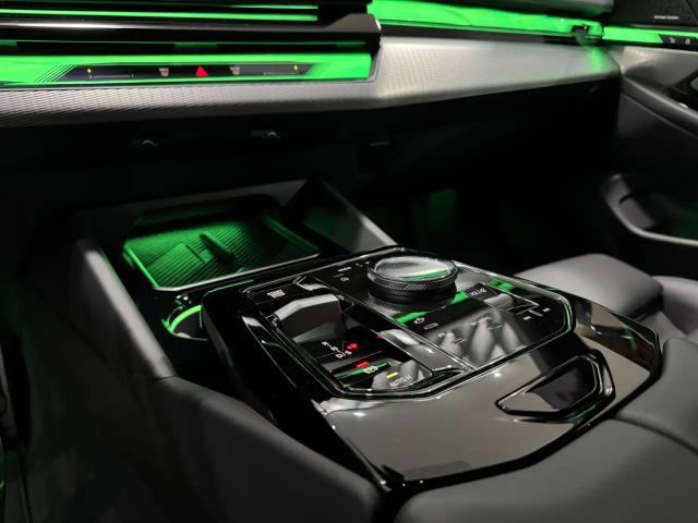 BMW 520 520d M-Sport Sedan xDrive