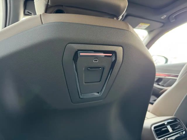 BMW 520 520d M-Sport Touring