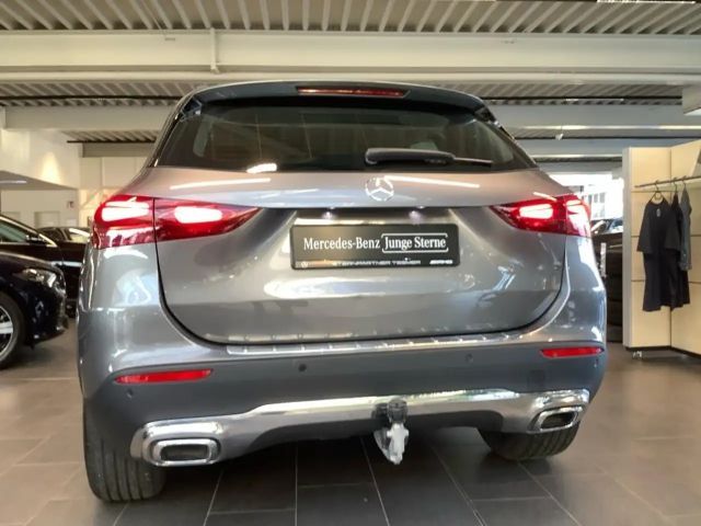 Mercedes-Benz GLA 200 Progressive