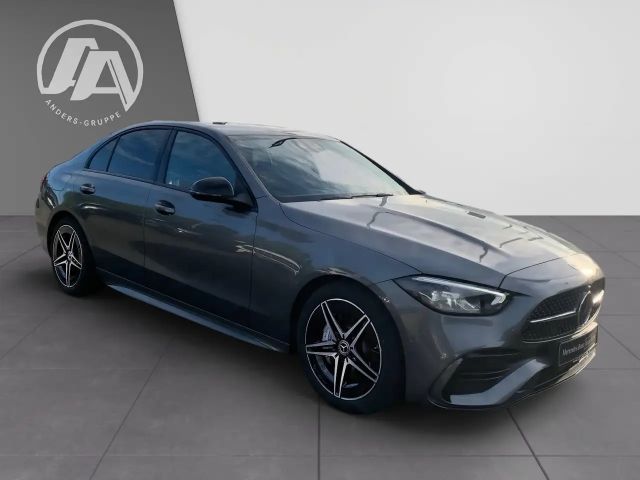 Mercedes-Benz C 200 AMG Line Sedan