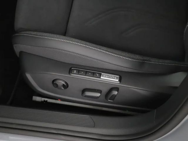 Volkswagen Golf Rabbit TSI