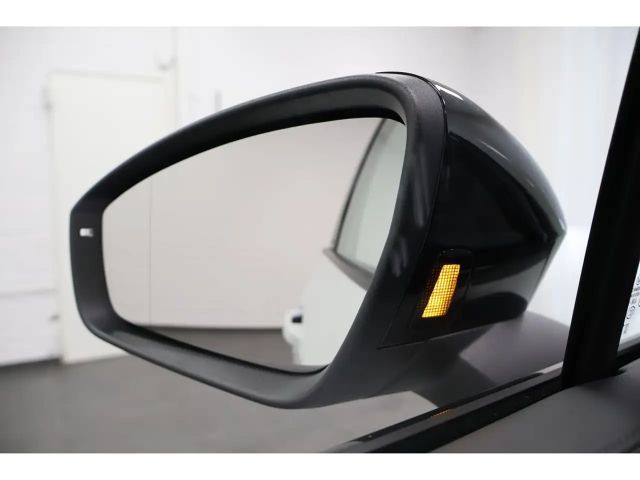 Volkswagen Tiguan 2.0 TDI DSG R-Line