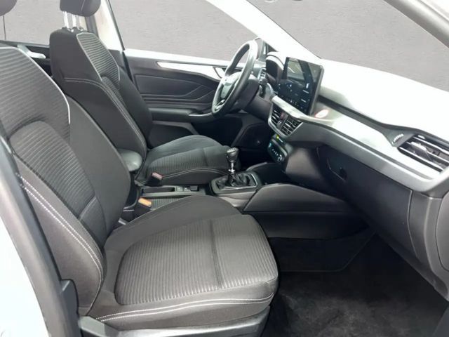 Ford Focus Titanium Wagon