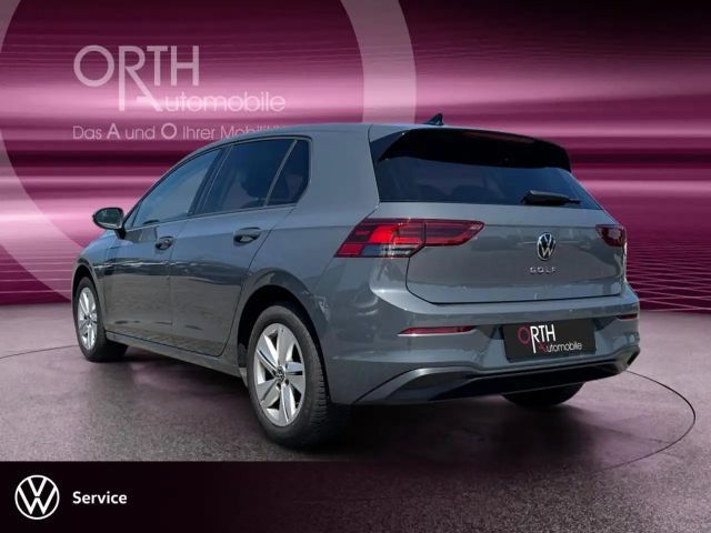 Volkswagen Golf 1.0 TSI