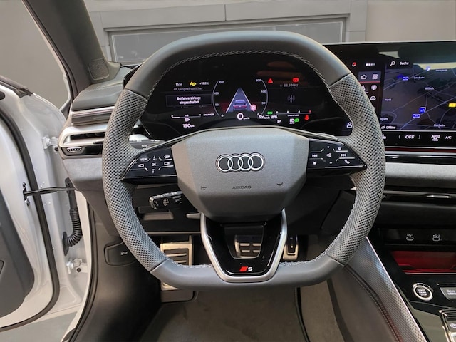 Audi A6 Avant Quattro S-Tronic