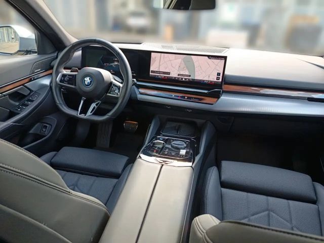 BMW i5 M-Sport Touring eDrive40