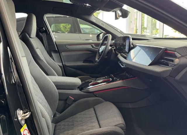 Audi A6 Quattro S-Tronic Sedan