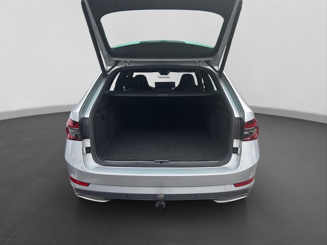 Skoda Superb Combi Sportline iV