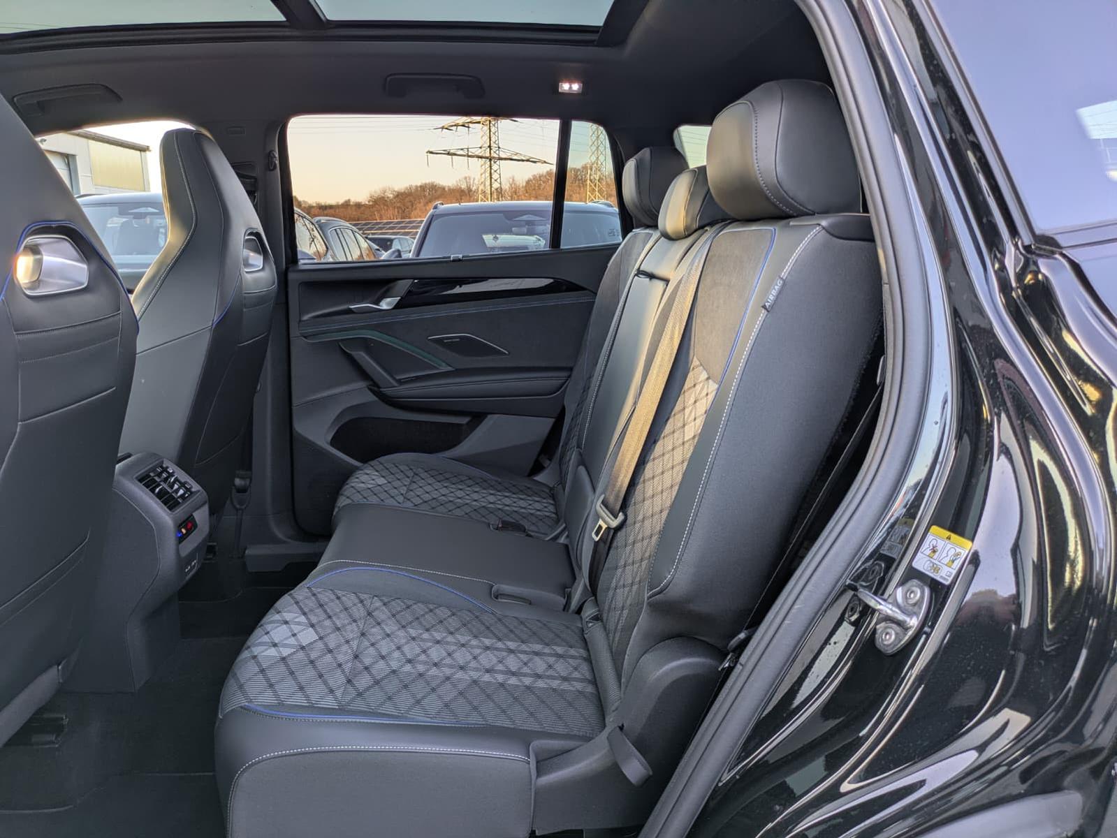 Volkswagen Tayron 2.0 TDI R-Line