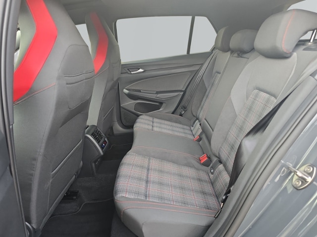 Volkswagen Golf 2.0 TSI DSG