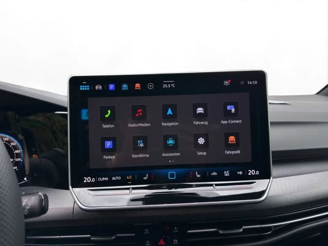 Volkswagen Golf DSG Golf VIII IQ.Drive R-Line