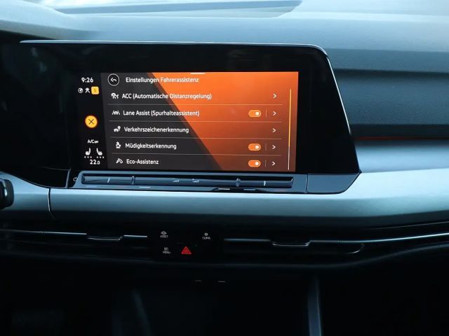 Volkswagen Golf DSG Life Variant