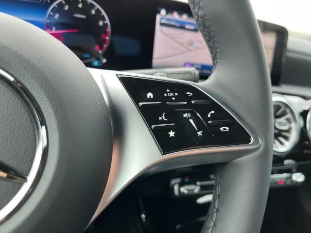 Mercedes-Benz A 180 Progressive