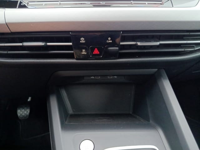 Volkswagen Golf 1.5 TSI Golf VIII Life