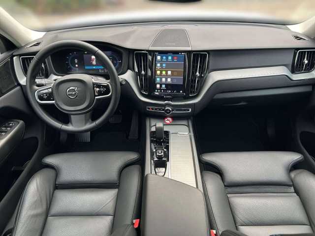 Volvo XC60 AWD Dark Plus Recharge