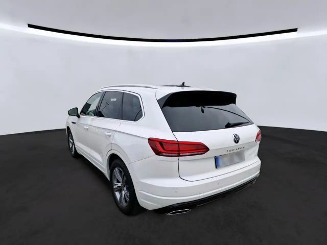 Volkswagen Touareg 4Motion R-Line