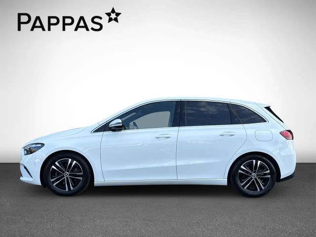 Mercedes-Benz B 180 B 180 d Sedan