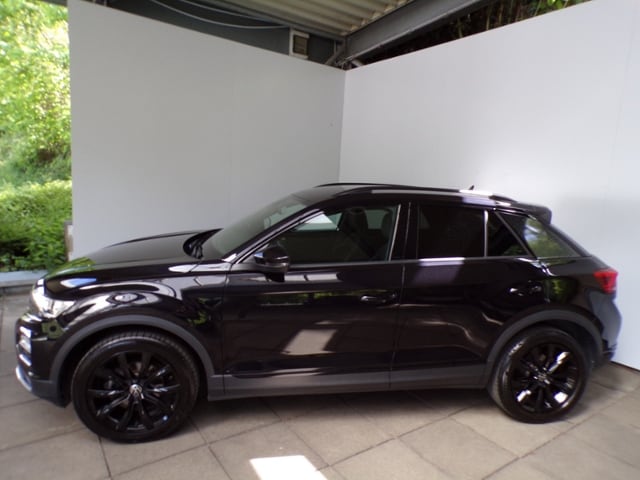 Volkswagen T-Roc 1.5 TSI / BLACK STYLE+BEATS AUDIO