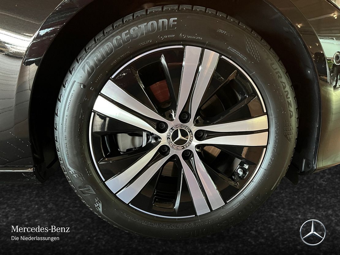 Mercedes-Benz C 180 Sedan