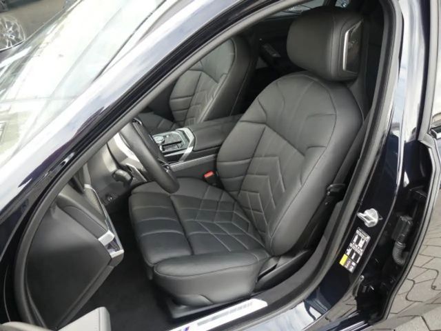 BMW i7 M-Sport Sedan