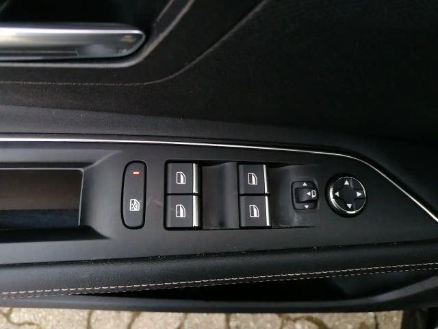 Peugeot 3008 EAT8 GT-Line Hybrid