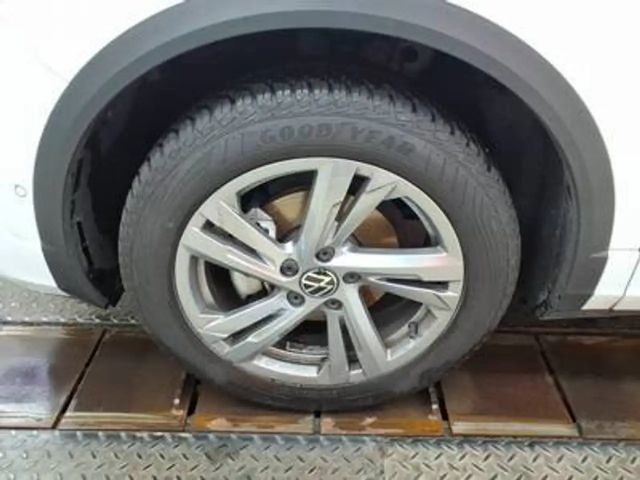 Volkswagen T-Roc 1.5 TSI DSG R-Line