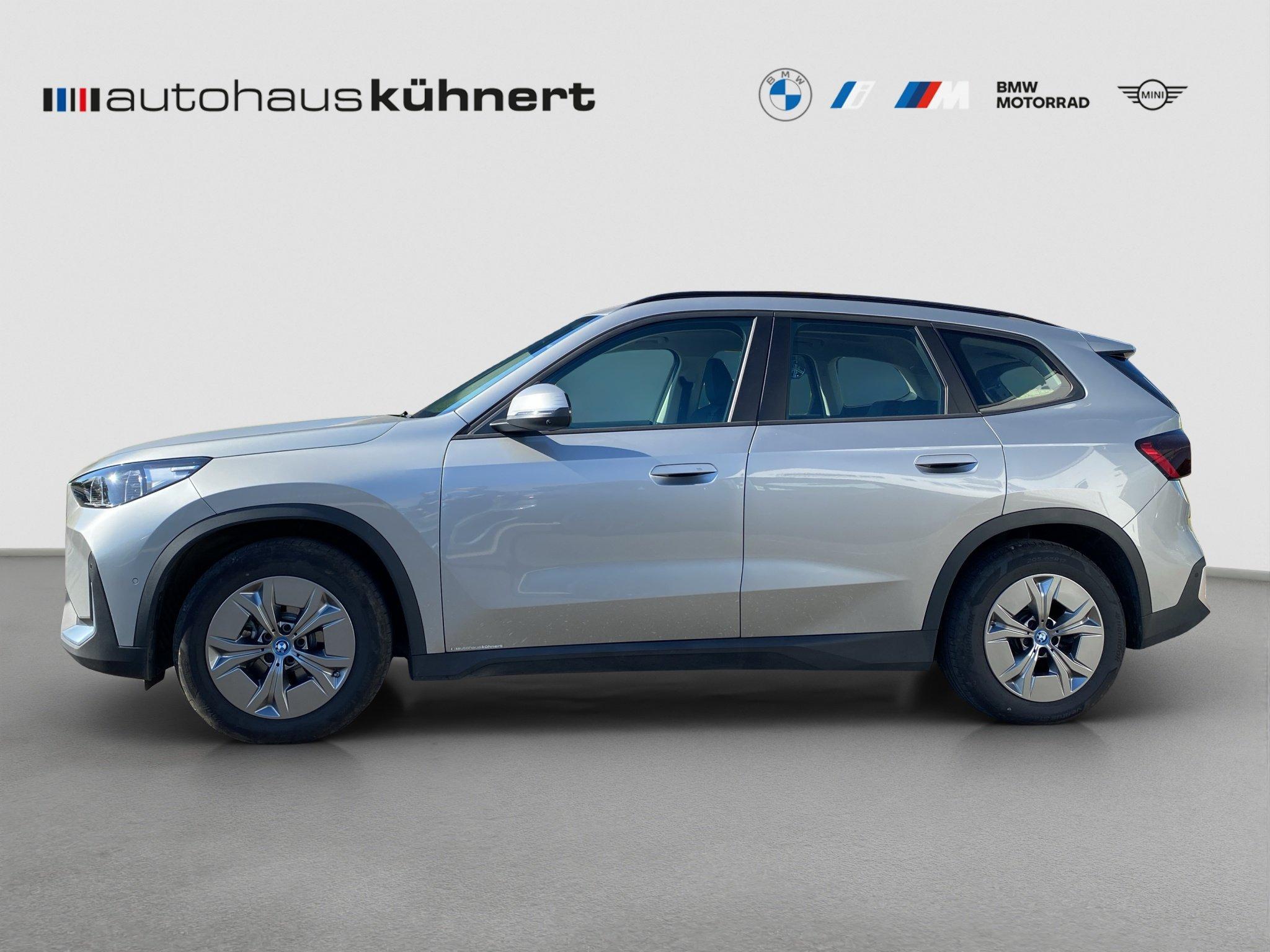 BMW iX1 xDrive30