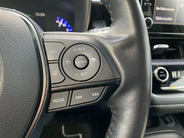 Toyota Corolla Hybride Team D