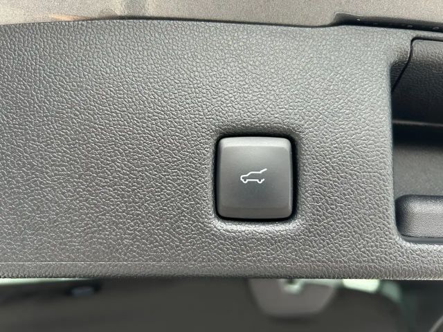 Ford Kuga Plug in Hybrid ST Line X