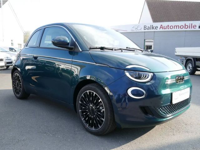 Fiat 500e by Bocelli