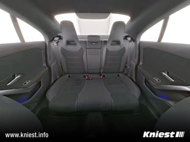 Mercedes-Benz CLA 220 AMG Line CLA 220 d Sedan