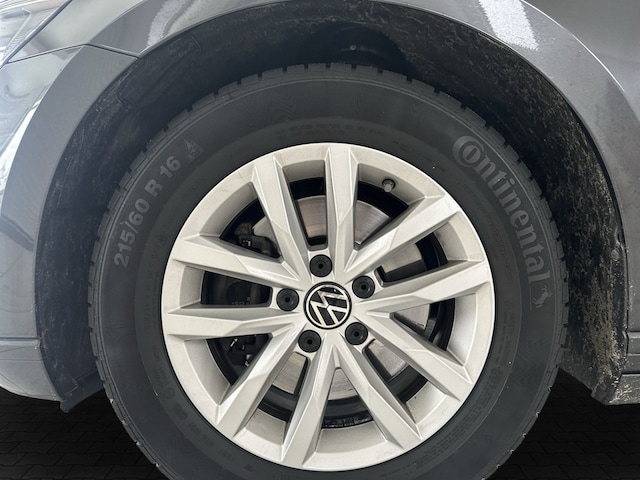 Volkswagen Passat 1.5 TSI Business Variant