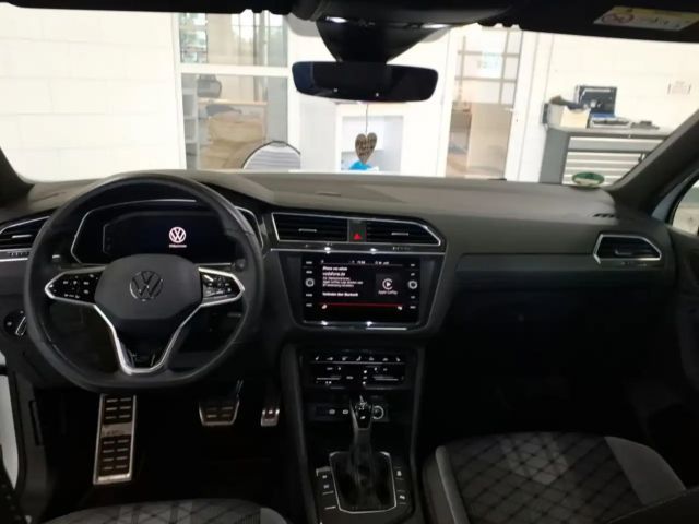 Volkswagen Tiguan 1.5 TSI DSG R-Line
