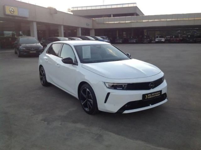 Opel Astra 1.2 Turbo Elegance Turbo