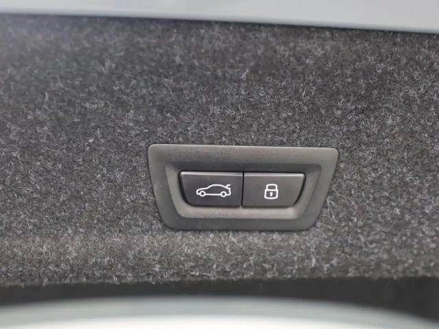 BMW 318 M-Sport Sedan