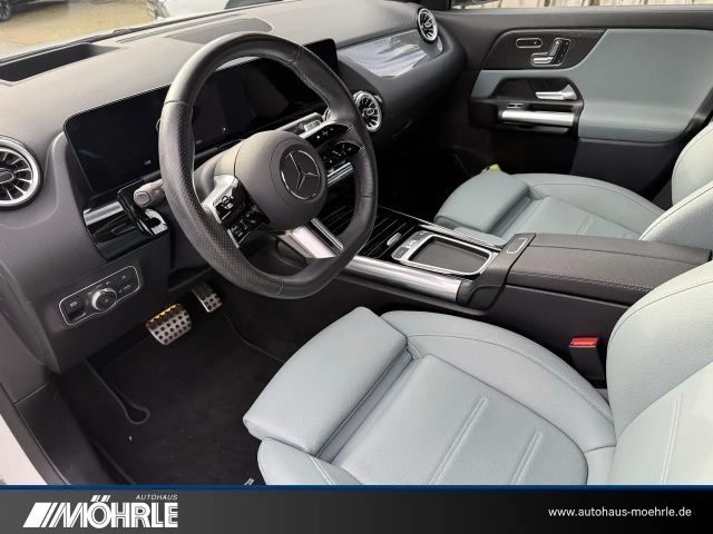 Mercedes-Benz GLA 180 AMG Line