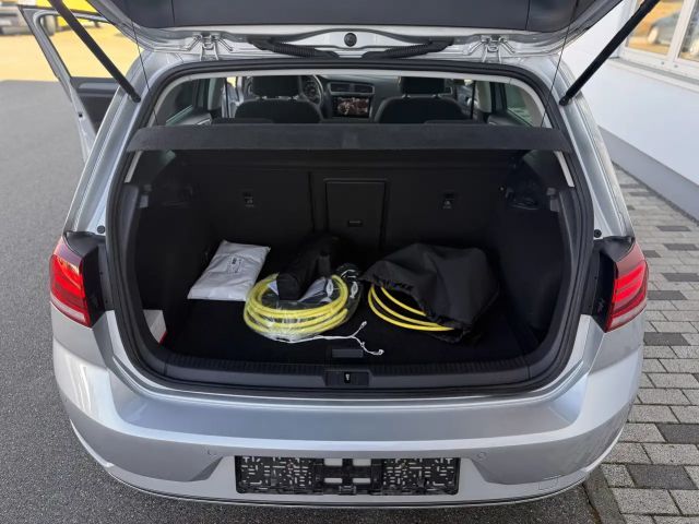 Volkswagen Golf e-Golf