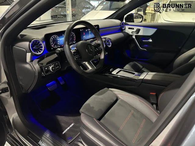 Mercedes-Benz A 250 4MATIC AMG Line