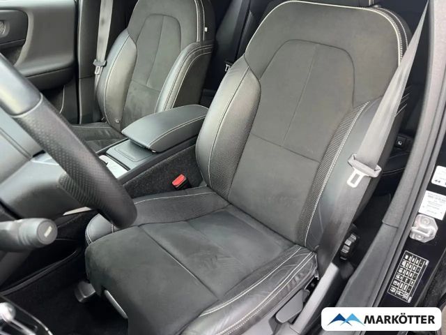 Volvo XC40 AWD R-Design Recharge