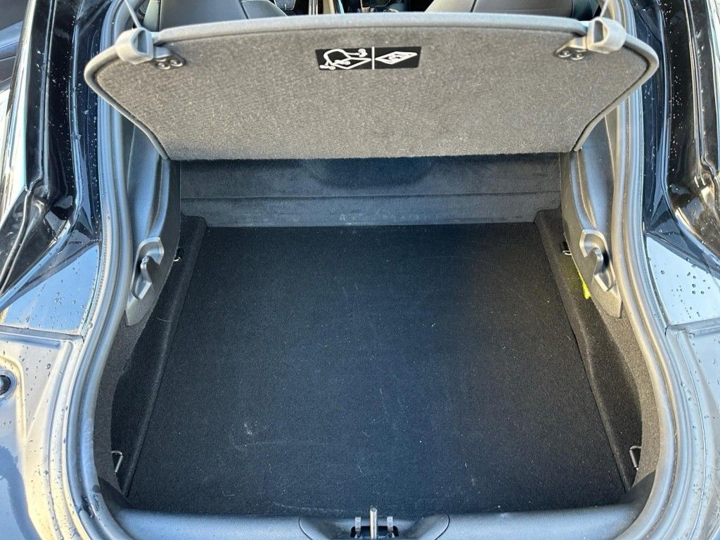 Toyota Supra Plus Premium Paket