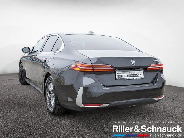 BMW 520 520d Sedan
