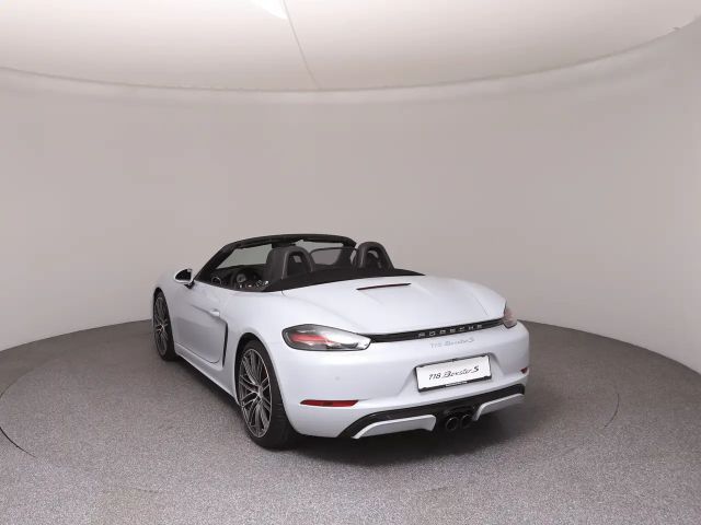 Porsche Boxster 718 S