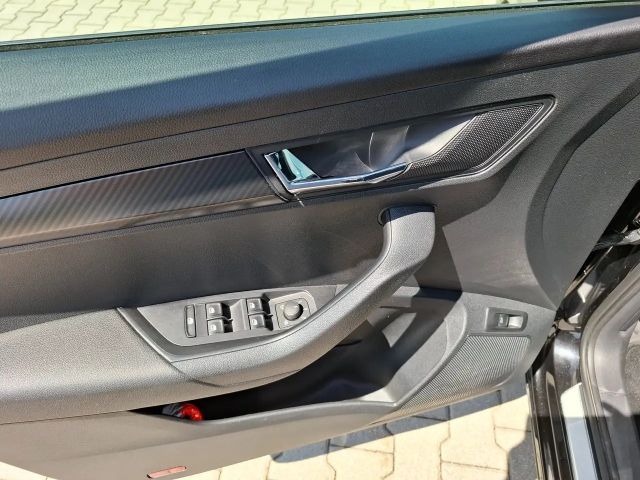 Skoda Karoq Sportline4x4*NAVI*VOLLLEDER*PDCv+h*RFK*SHZv+h*ACC*