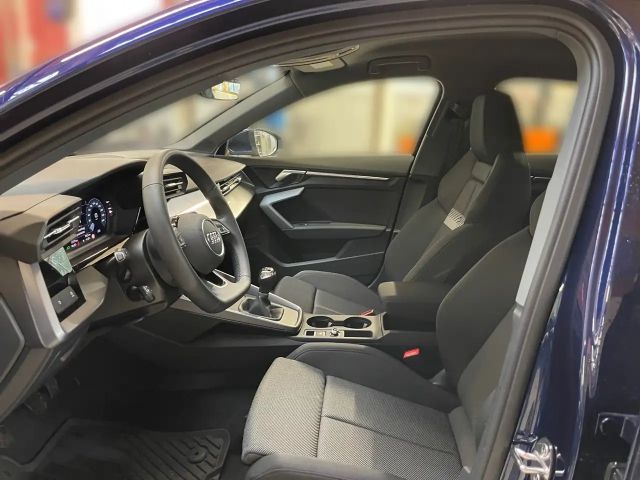 Audi A3 30 TDI Sedan