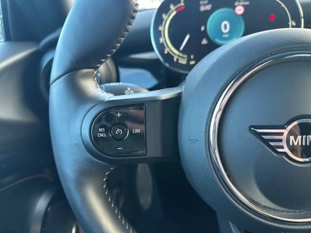 MINI Cooper JCW Trim *Bi-LED*Pano*Navi*CAM*SHZ*CarPlay*