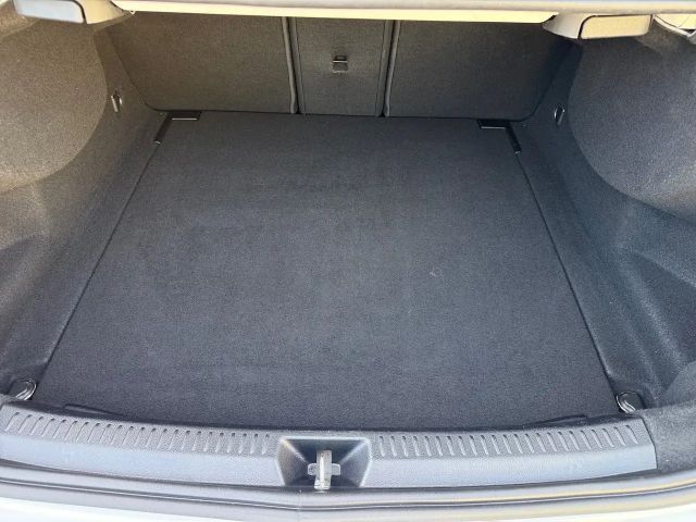 Mercedes-Benz A 200 A 200 d