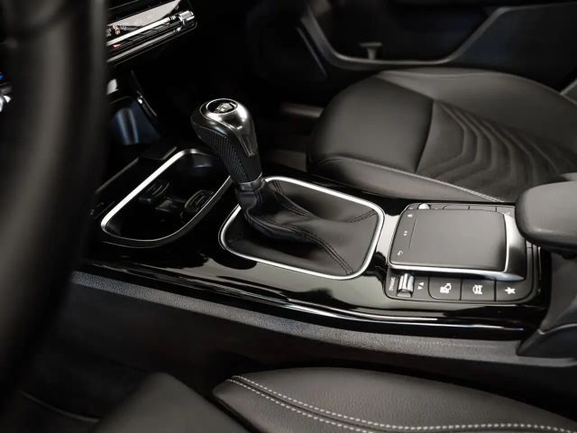 Mercedes-Benz A 180 A 180 d Style