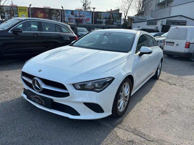 Mercedes-Benz CLA 180 CLA 180 d