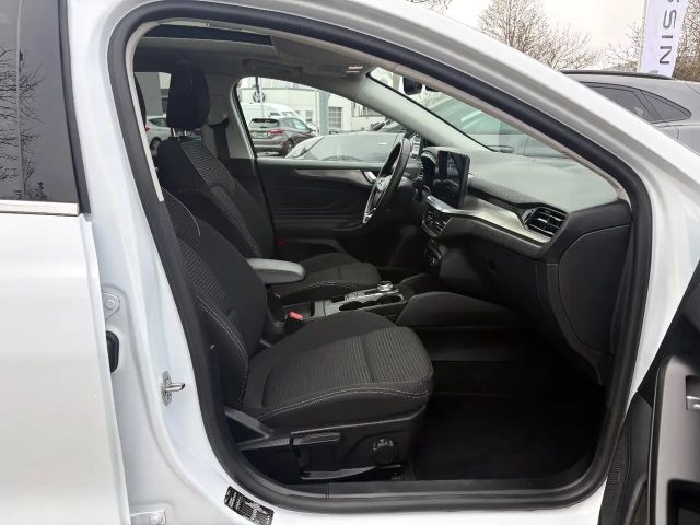 Ford Focus Titanium Wagon