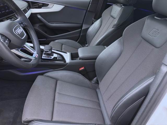 Audi A4 40 TDI Avant S-Line S-Tronic